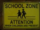 SCHOOL ZONE プラスチックサイン