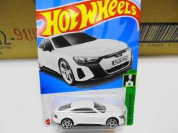 Hotwheels アウディ　RS　イートロン　GT　ホワイト