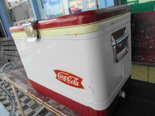 T.F FAVORITE / コールマン コカコーラ スチールベルト クーラー