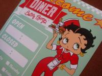 BETTY BOOP DINERウエルカムボード　プラスチックサイン